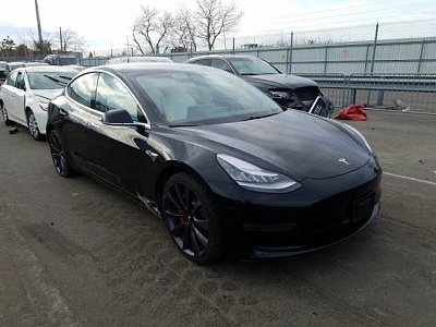 TESLA MODEL 3 2020