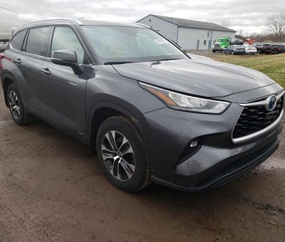 TOYOTA HIGHLANDER HYBRID XLE 2020