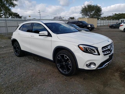 MERCEDES-BENZ GLA 250 2019